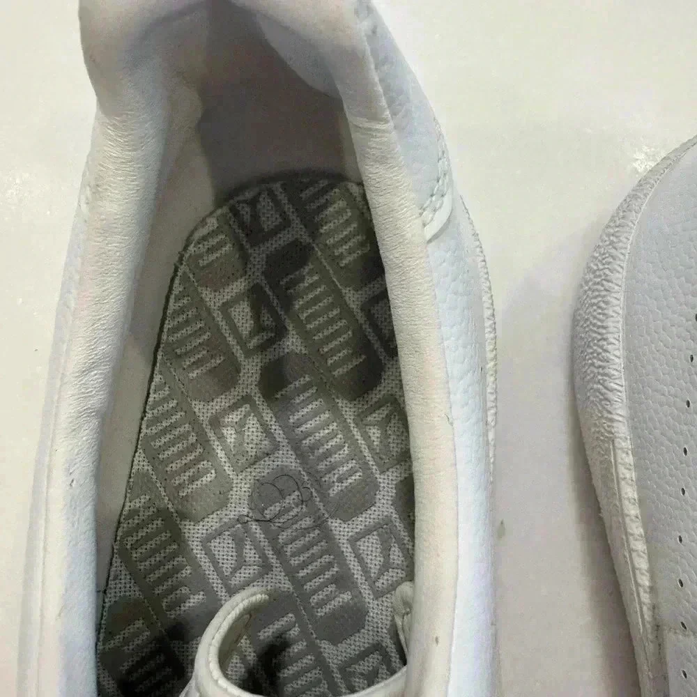Puma men’s white leather sneakers. Perfect condition. Size 12